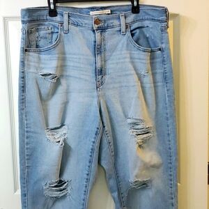 Levi's Woman's Plus High Waisted Mom Jeans 16W